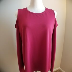 Raspberry capsleeve shirt